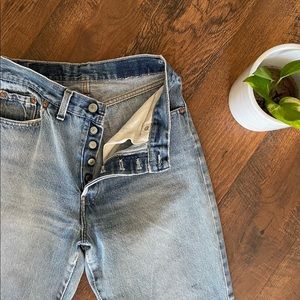 Levi’s beautiful vintage super high waisted 501’s